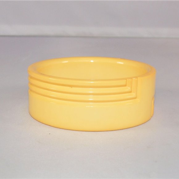 West German Geometric Cream Acrylic Bangle Bracelet - Picture 2 of 3